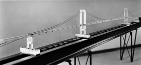Modelo reduzido do tabuleiro da Ponte para ensaios e o seu ensaio em tnel aerodinmico